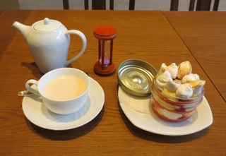 Masala chai & Zuppa inglese of Bing cherry@ \Q@KITTE NAGOYA